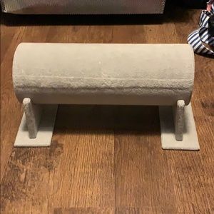 Amazon Juvale Velvet Headband Accessory Display